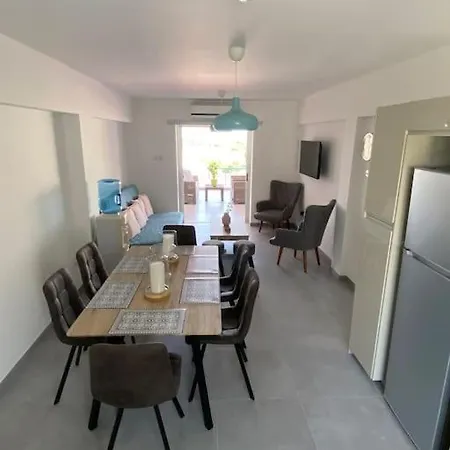 Appartamento Casa Azzuro - Luxurious Modern Kapparis *