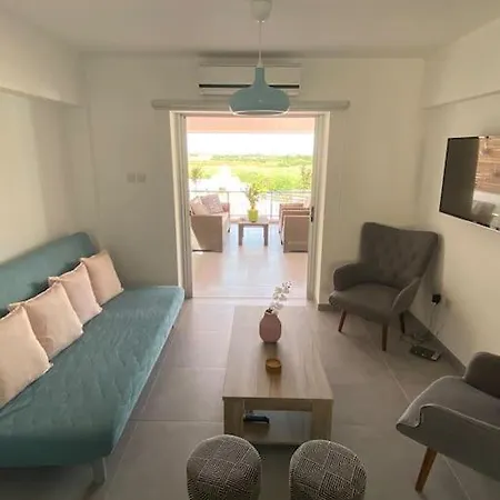 Casa Azzuro - Luxurious Modern Kapparis *