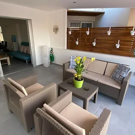 Casa Azzuro - Luxurious Modern Kapparis Apartment *